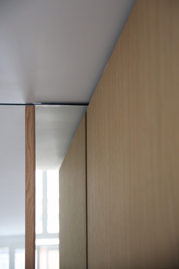 Whitcomb - © Les Ateliers Permanents
