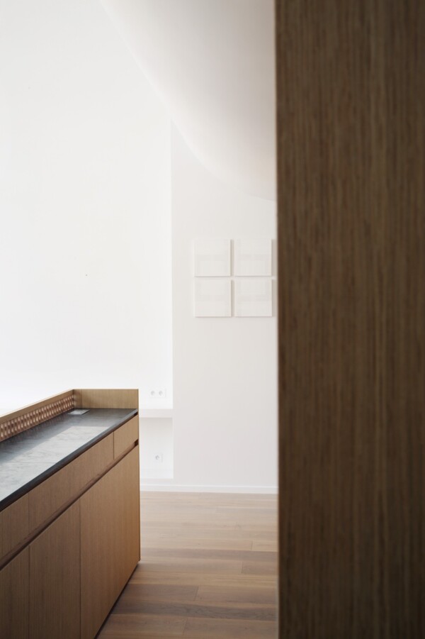 Whitcomb - © Les Ateliers Permanents